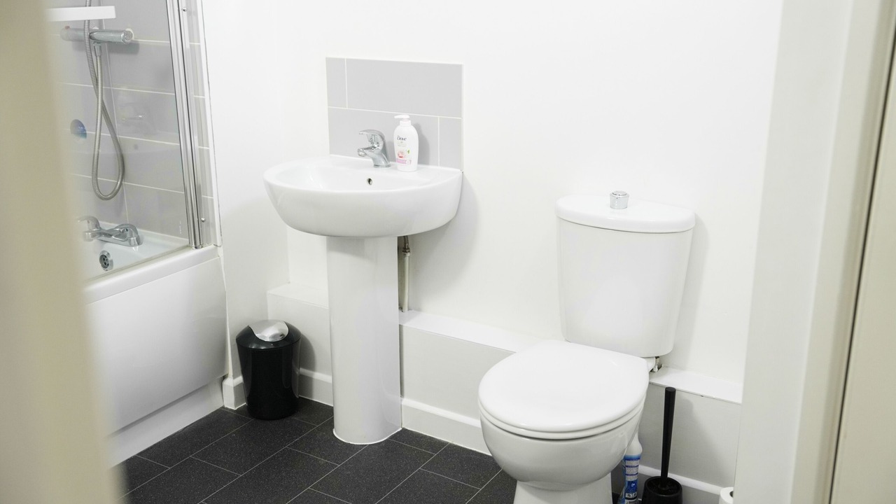 Photo of Bathroom in Stratford-upon-Avon