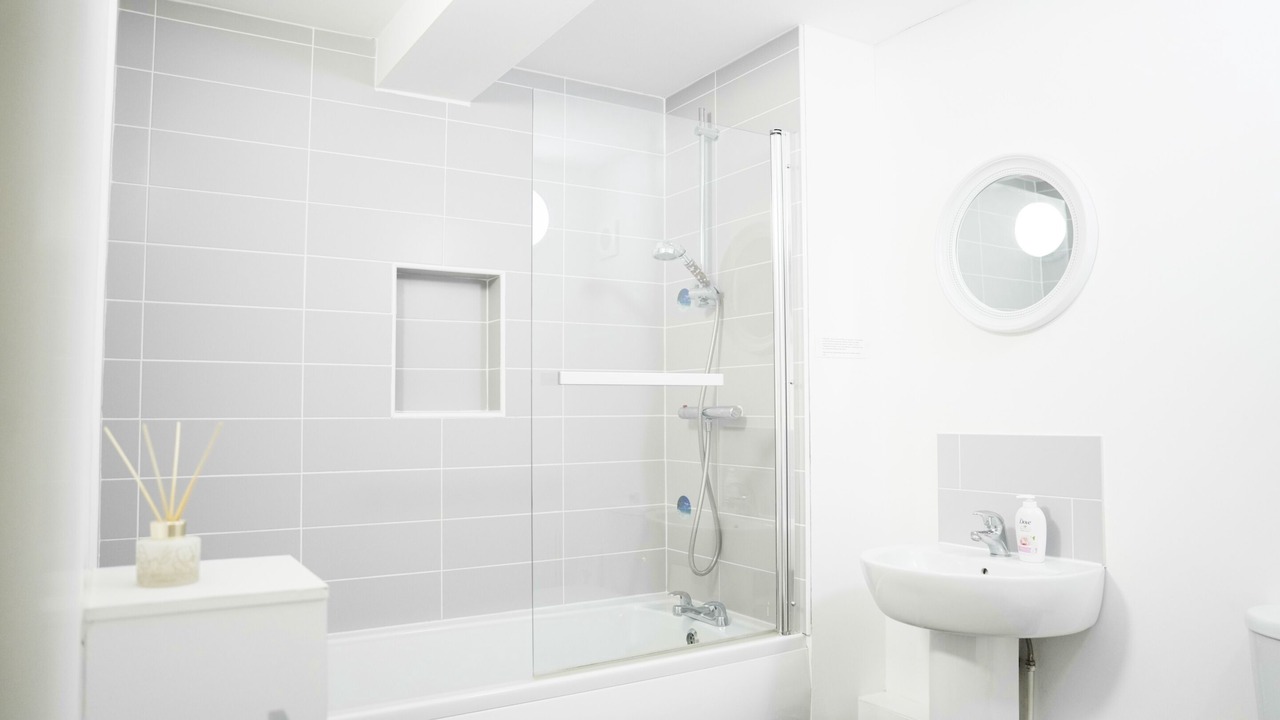 Photo of Bathroom in Stratford-upon-Avon