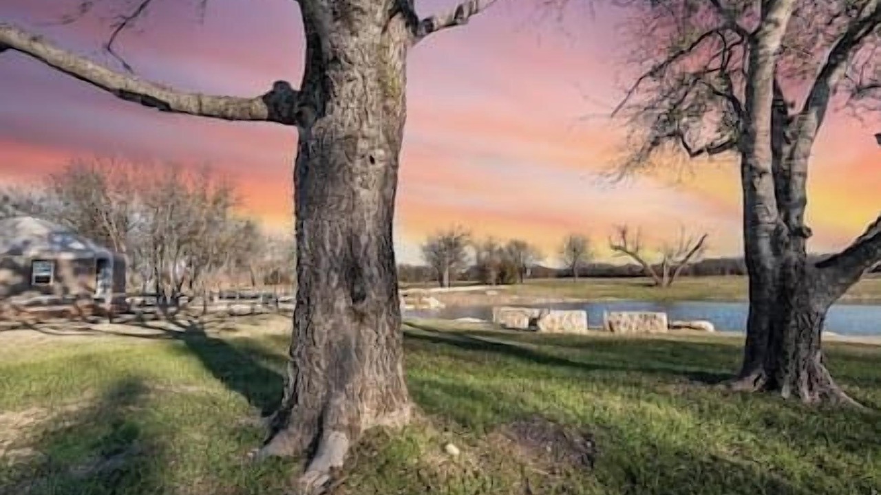 Photo of Outdoor in Woodway