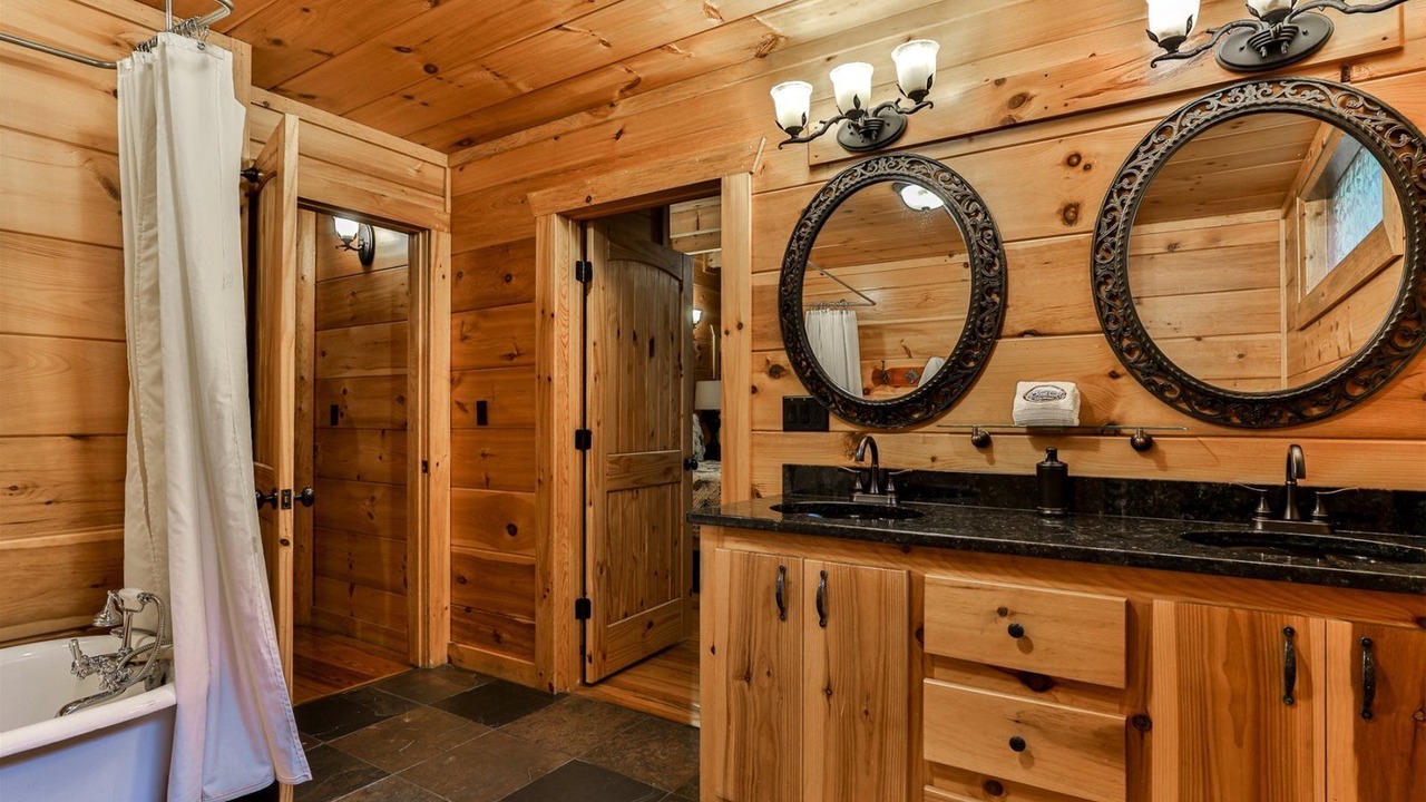 Photo of Bathroom in Blue Ridge