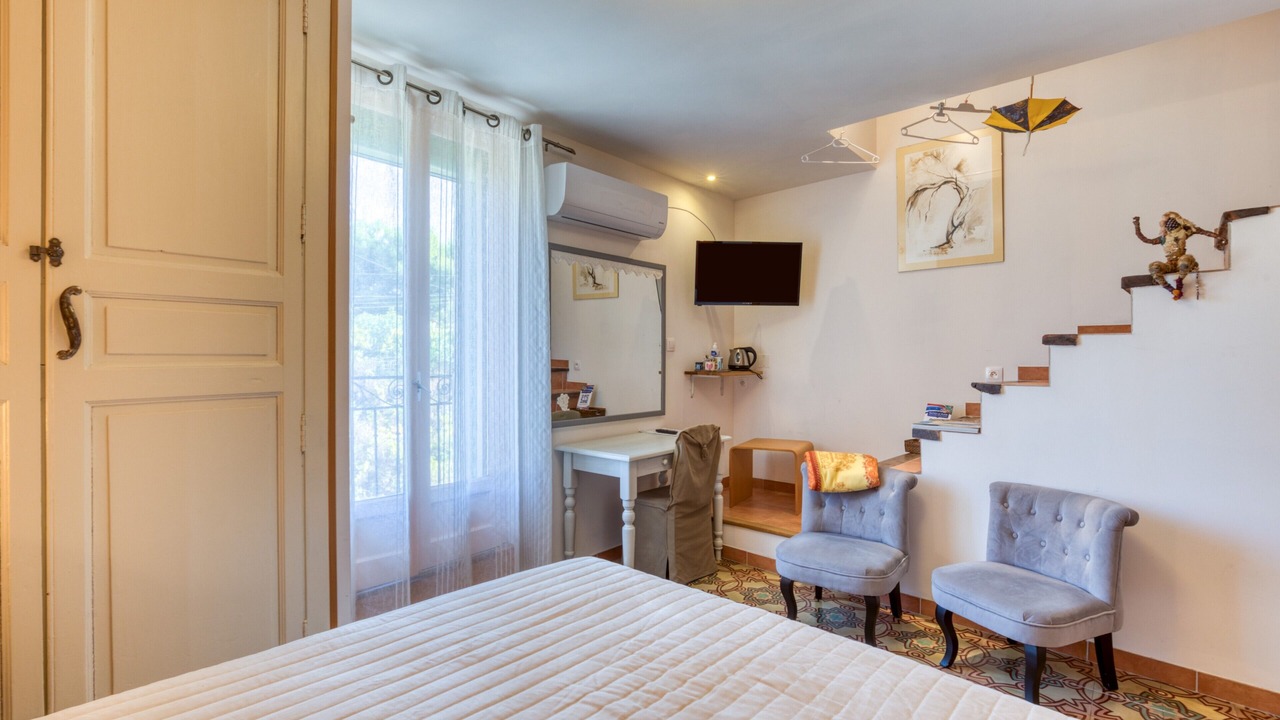 Photo of Bedroom in Saint-Pargoire