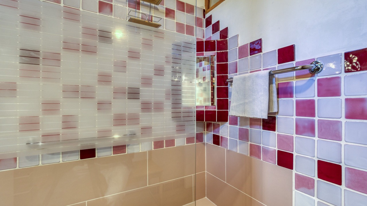 Photo of Bathroom in Saint-Pargoire