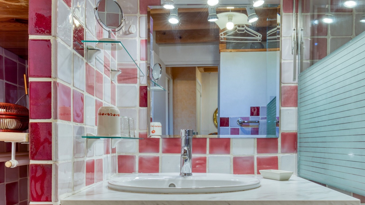 Photo of Bathroom in Saint-Pargoire