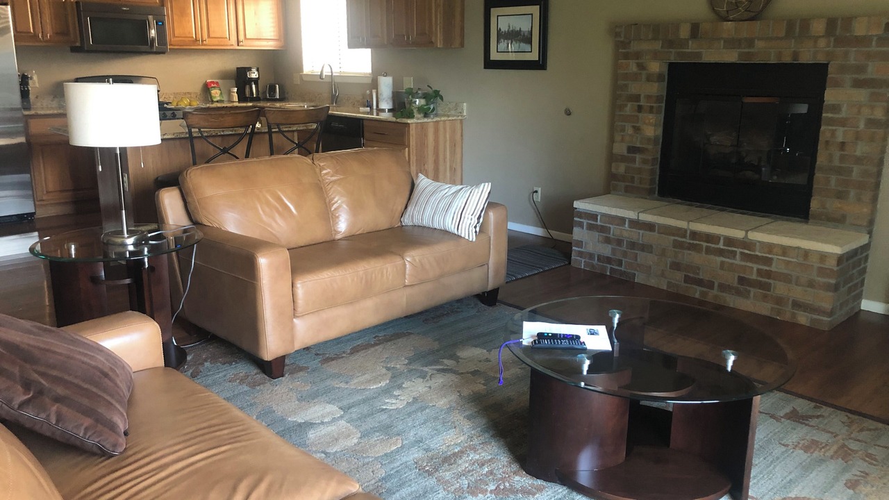 Photo of Livingroom in Heritage Hills