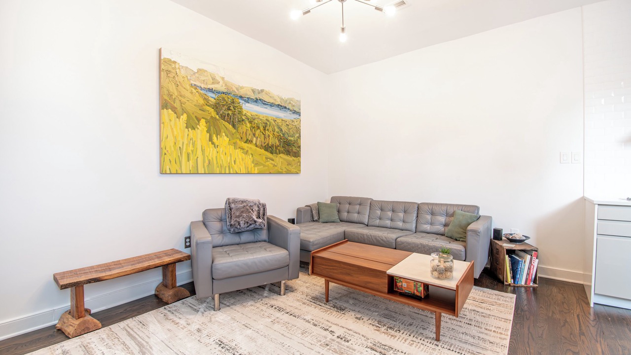 Photo of Livingroom in Fells Point