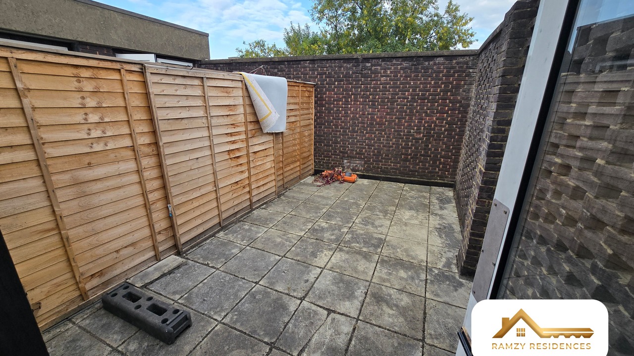 Photo of Patio Balcony in Southgate