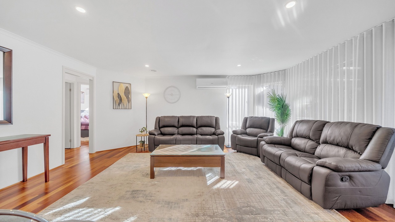 Photo of Livingroom in Tarneit