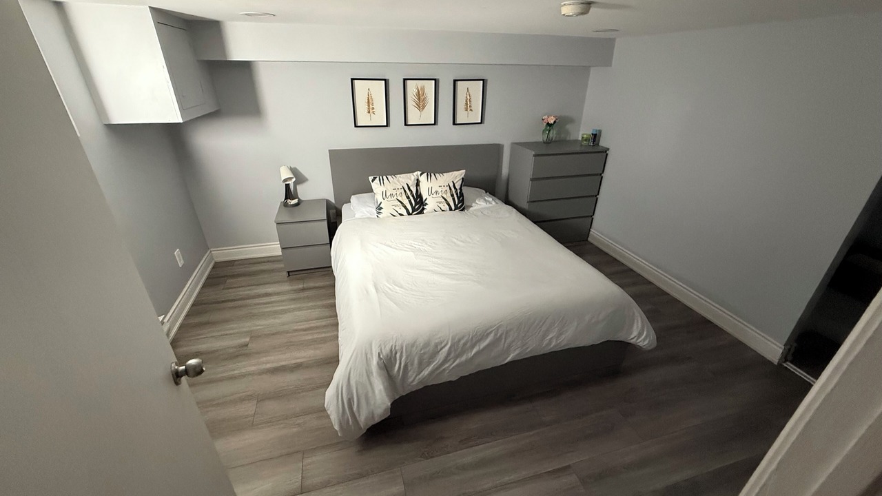 Photo of Bedroom in Ajax
