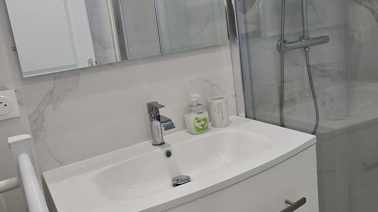 Photo of Bathroom in Coulommiers
