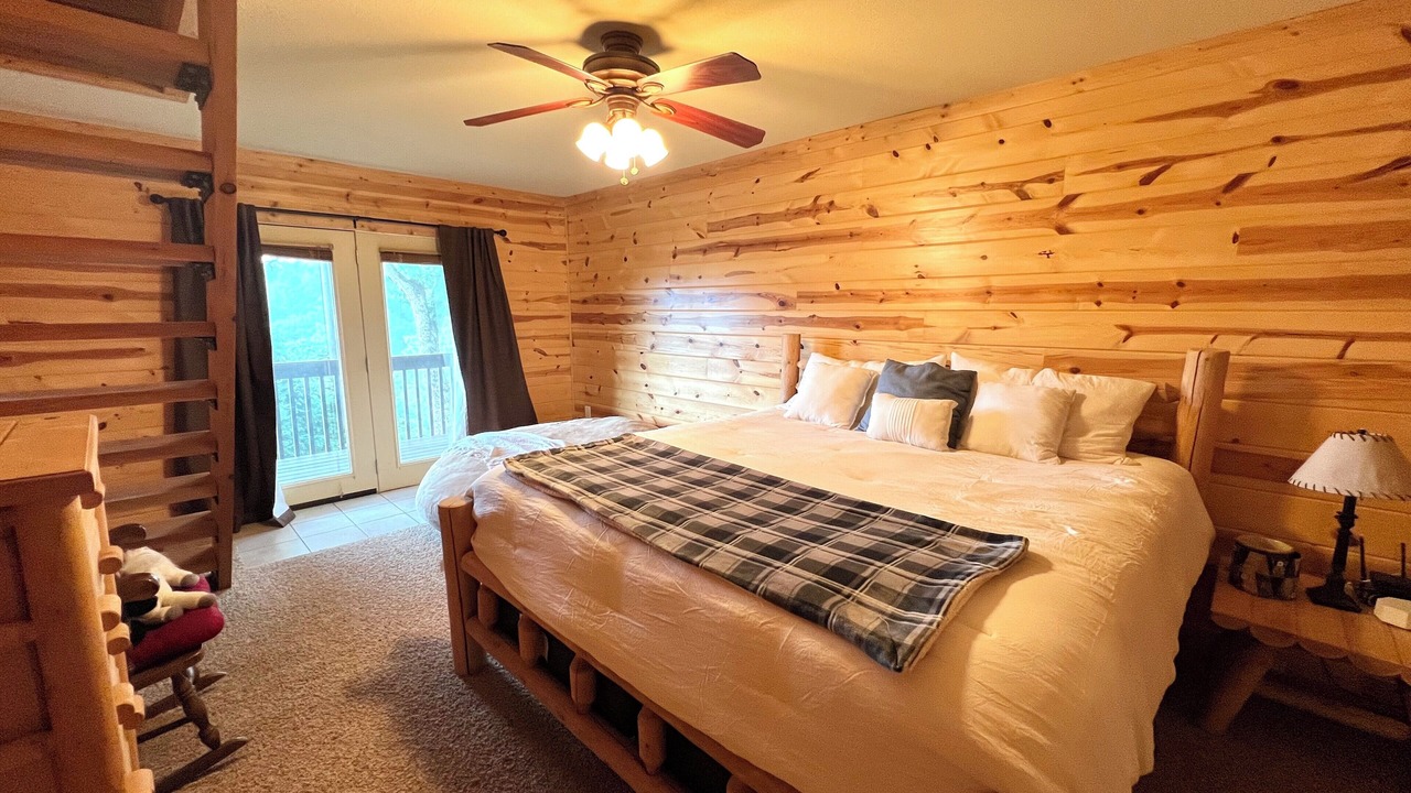 Photo of Bedroom in Lake Lure