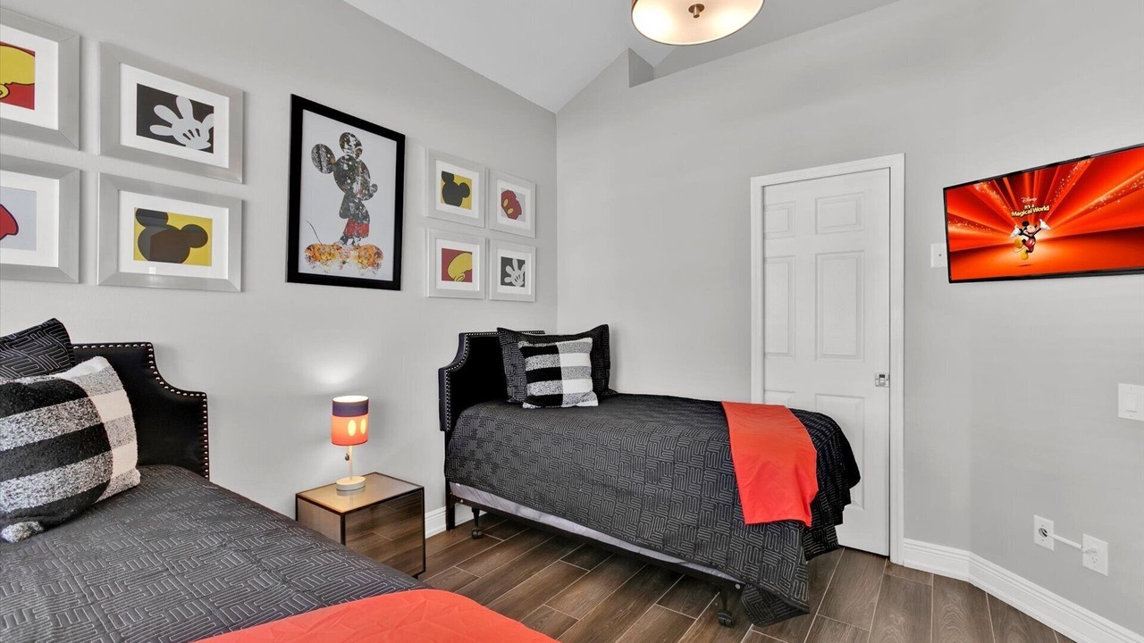 Photo of Bedroom in Windsor Palms