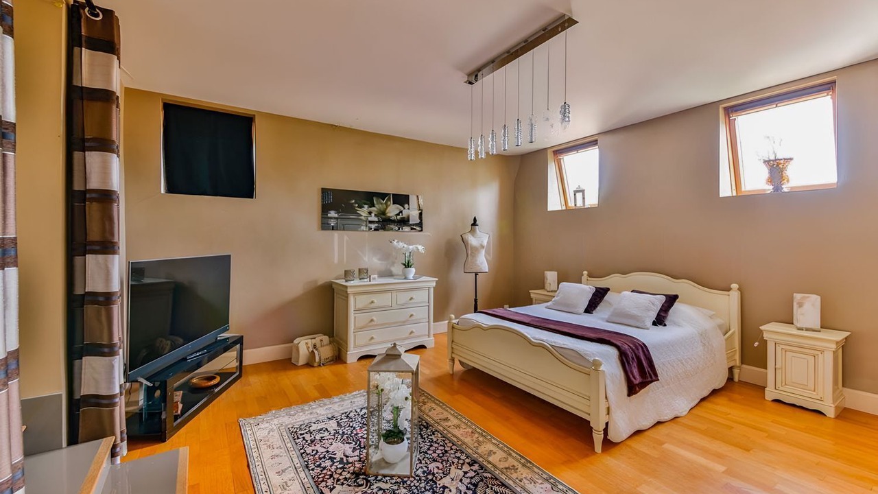 Photo of Bedroom in Saint-Leu-la-Foret
