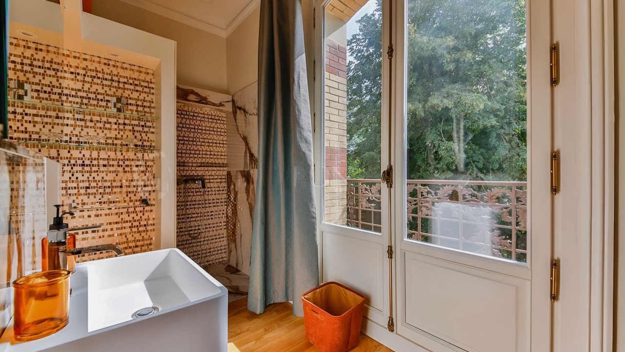 Photo of Bathroom in Saint-Leu-la-Foret