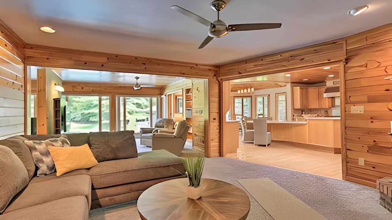Photo of Livingroom in Hancock