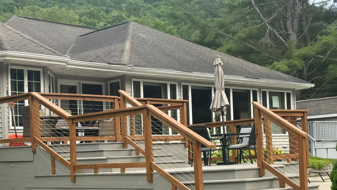 Photo of Outdoor in Hancock