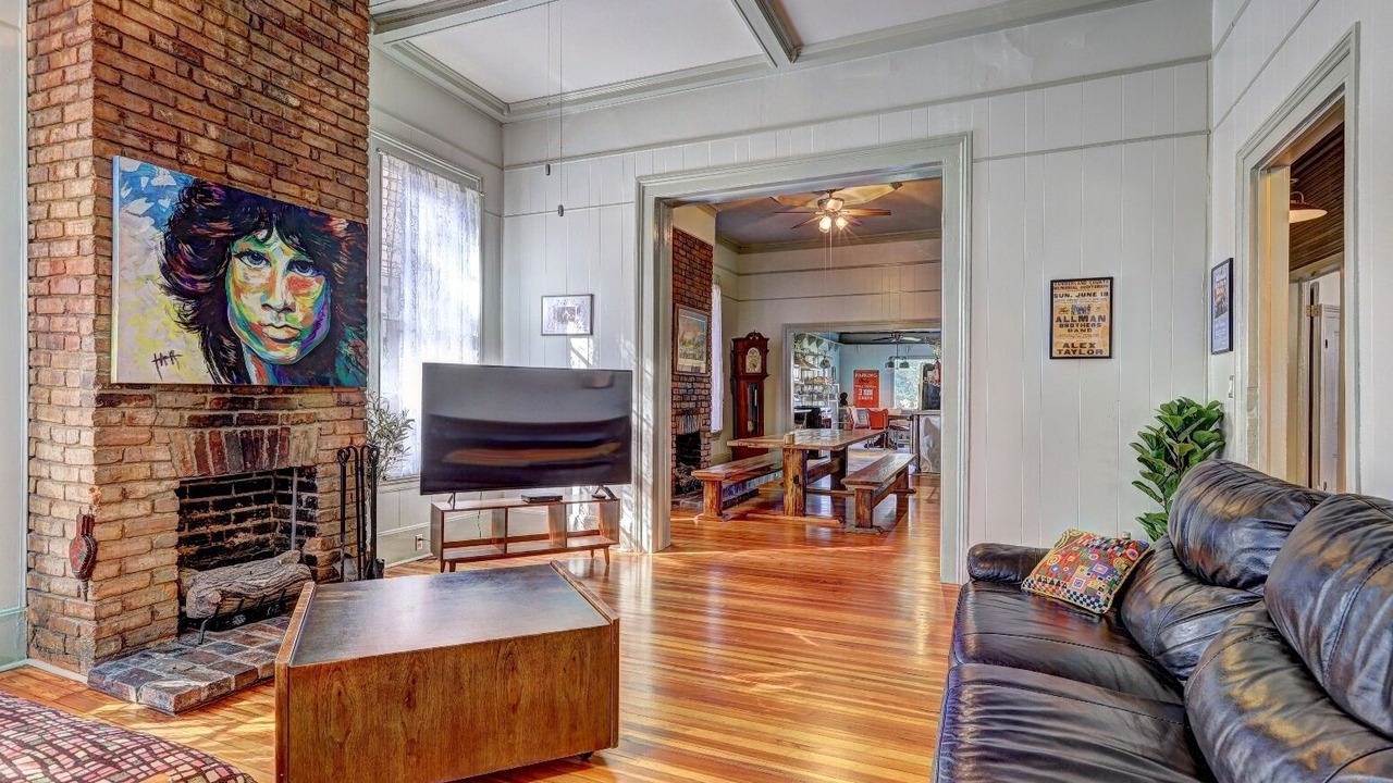 Photo of Livingroom in Macon