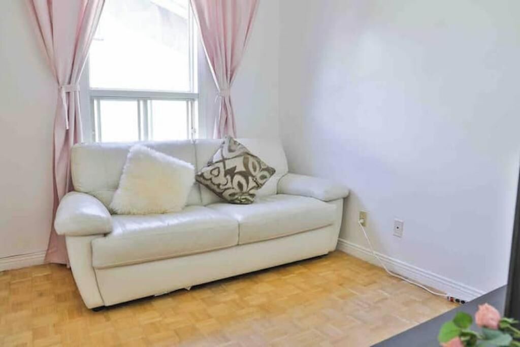 Photo of Livingroom in Cote-Saint-Paul