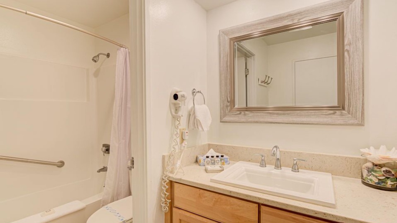 Photo of Bathroom in Otter Rock