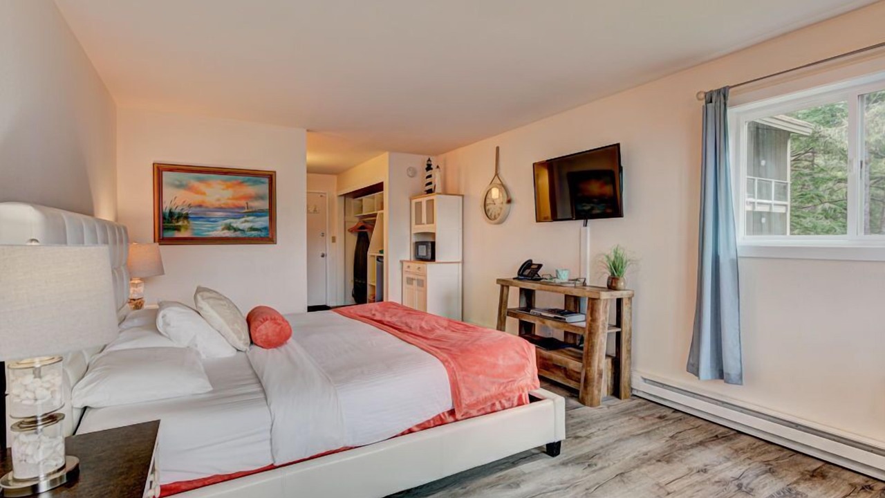 Photo of Others in Otter Rock