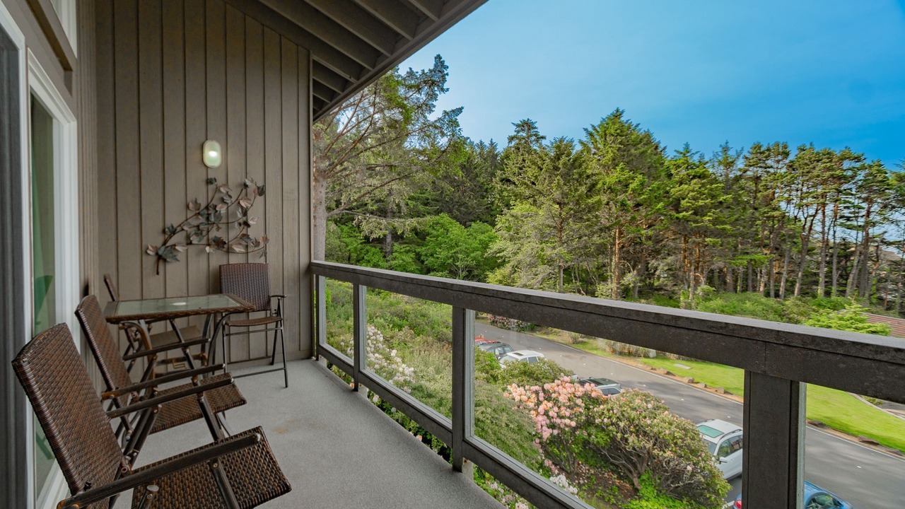 Photo of Patio Balcony in Otter Rock