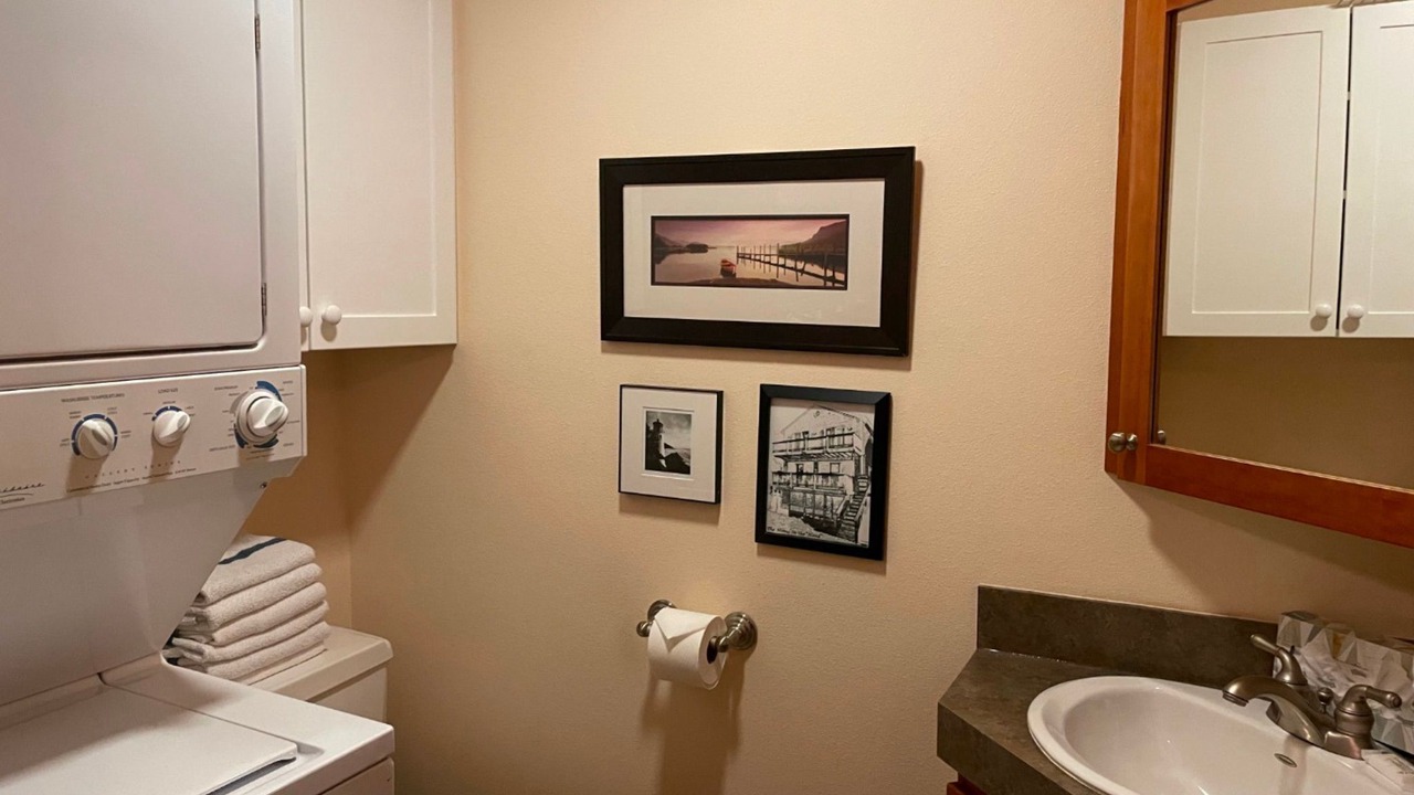 Photo of Bathroom in Otter Rock