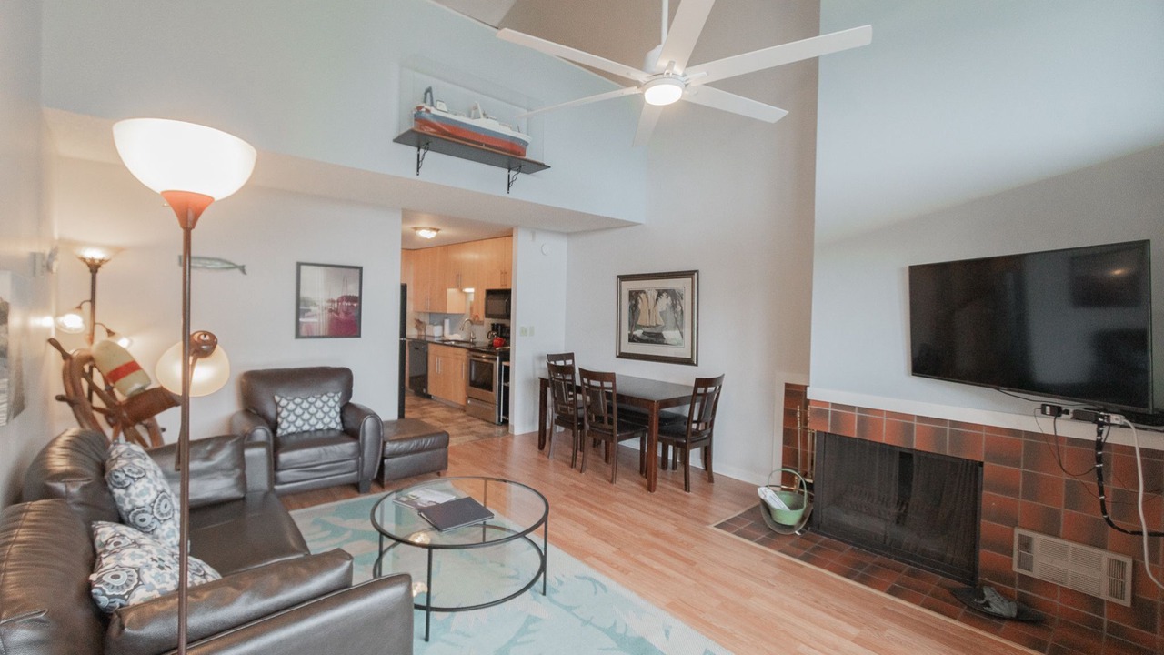 Photo of Others in Otter Rock