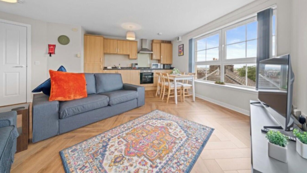 Photo of Livingroom in Kincardine