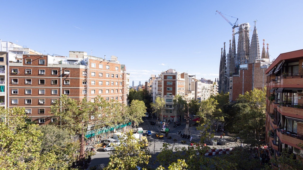 Photo of Outdoor in La Sagrada Familia