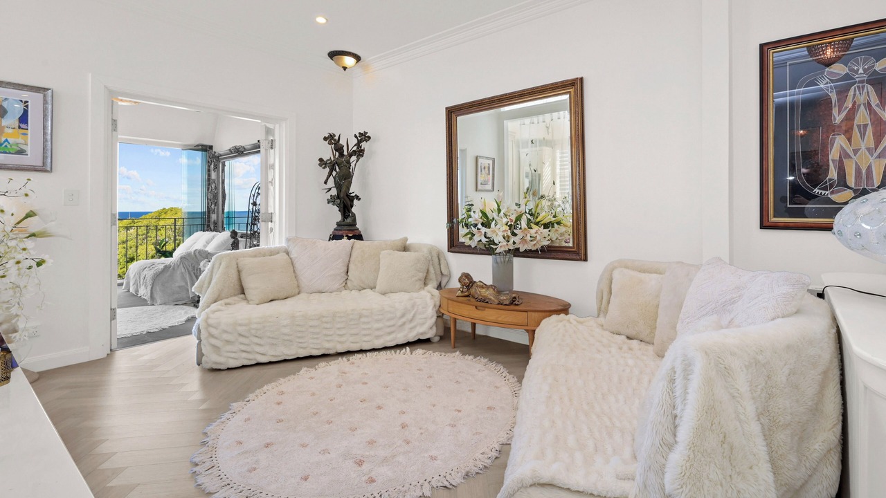 Photo of Others in Bronte