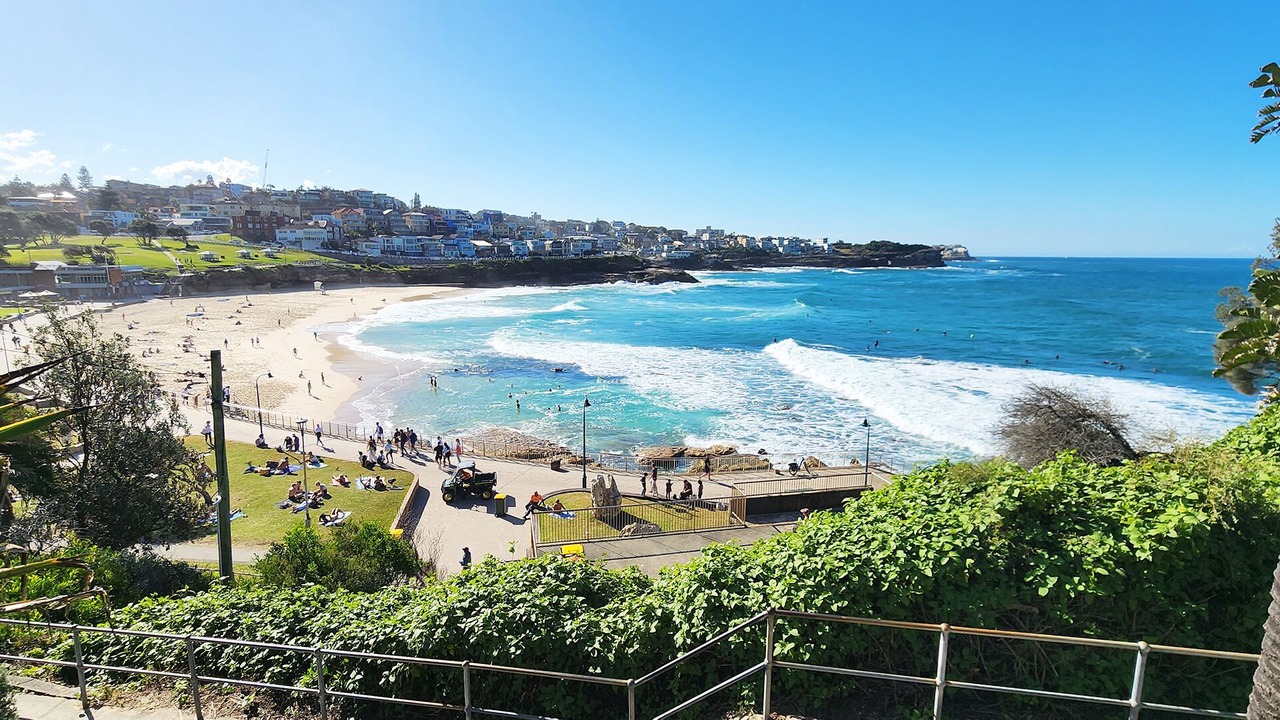 Photo of Others in Bronte