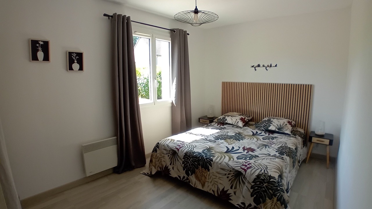 Photo of Bedroom in Ally