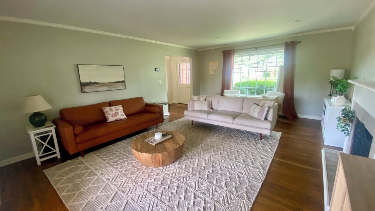 Photo of Livingroom in Tulsa