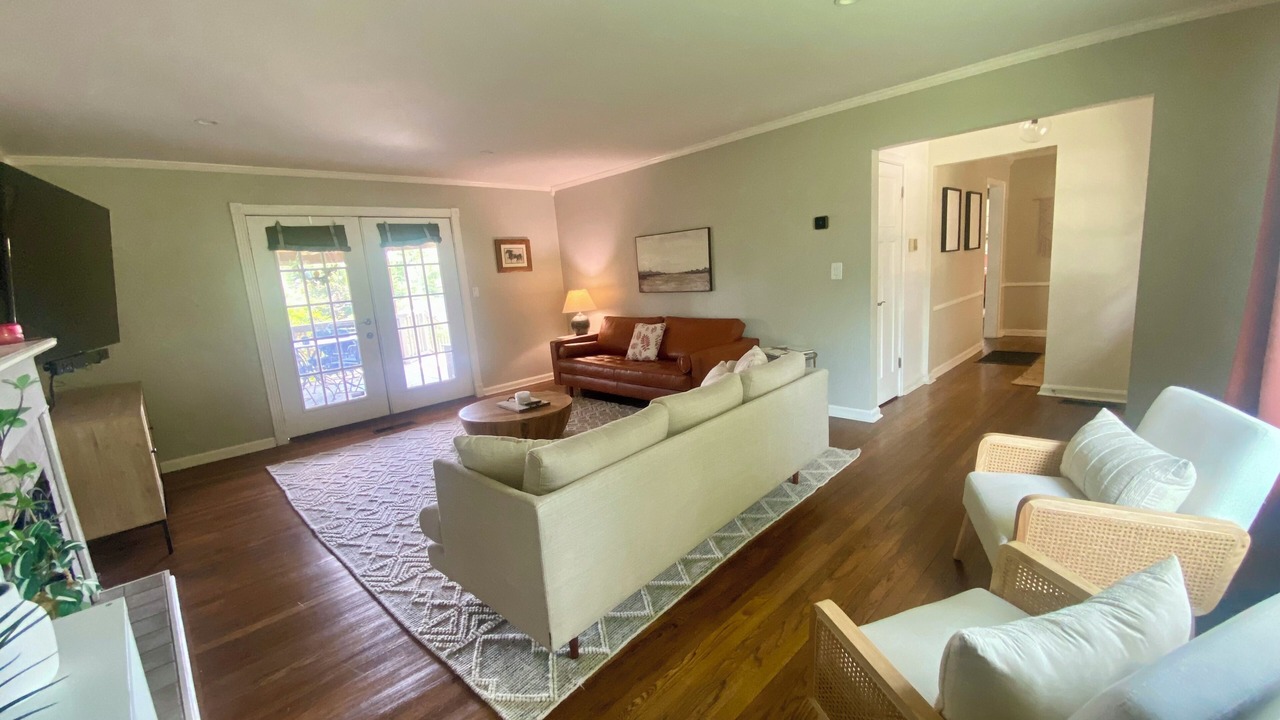 Photo of Livingroom in Tulsa