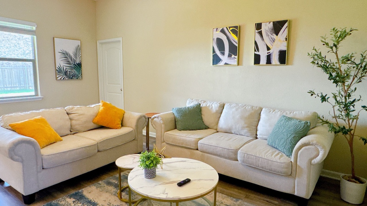 Photo of Livingroom in Crowley