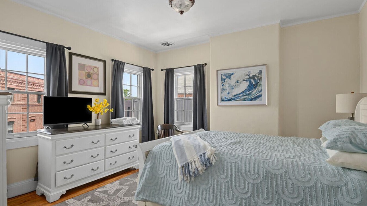 Photo of Bedroom in West End