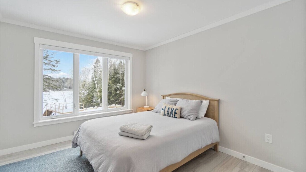 Photo of Bedroom in Lower Vaughan