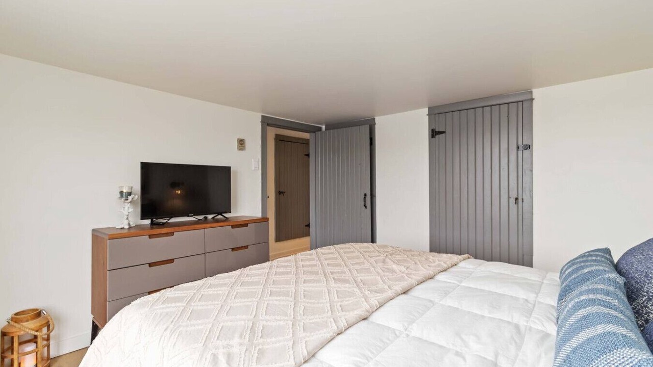 Photo of Bedroom in Masons Point