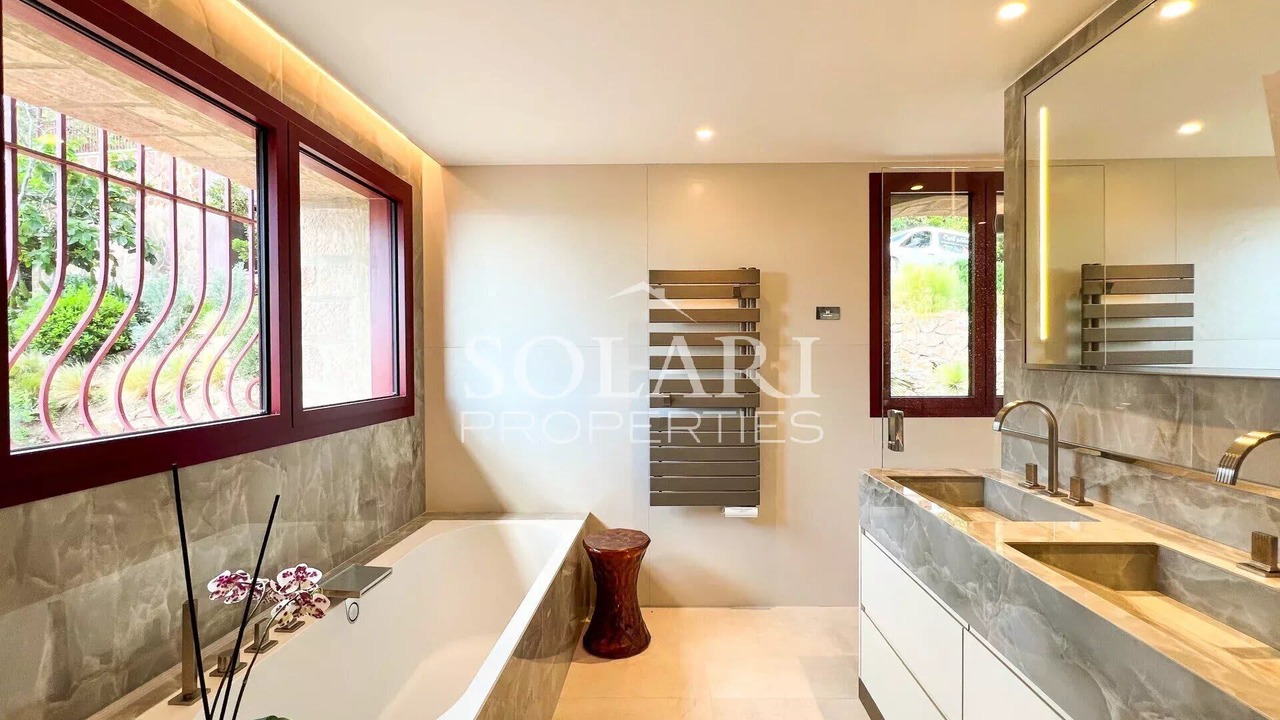 Photo of Bathroom in Theoule-Superieur