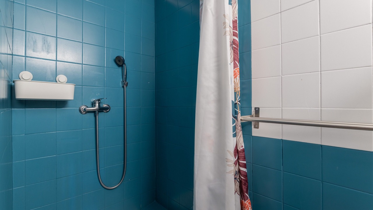 Photo of Bathroom in Roquefort-des-Corbieres