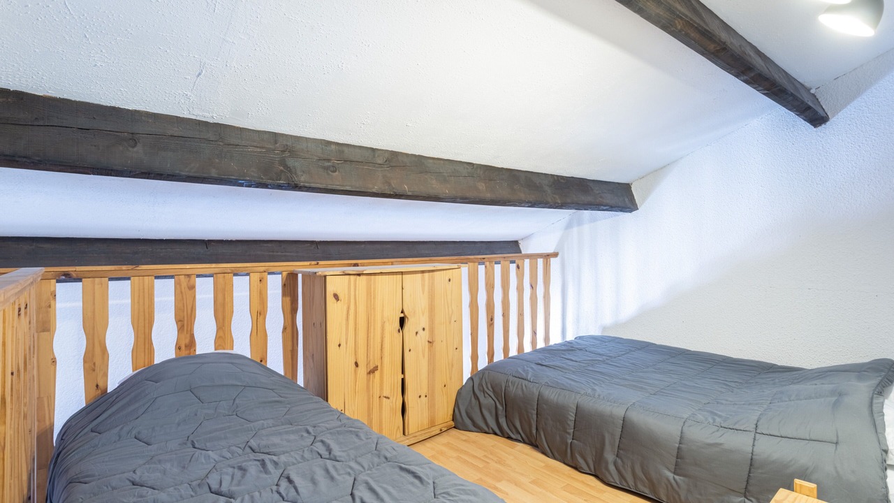 Photo of Bedroom in Roquefort-des-Corbieres