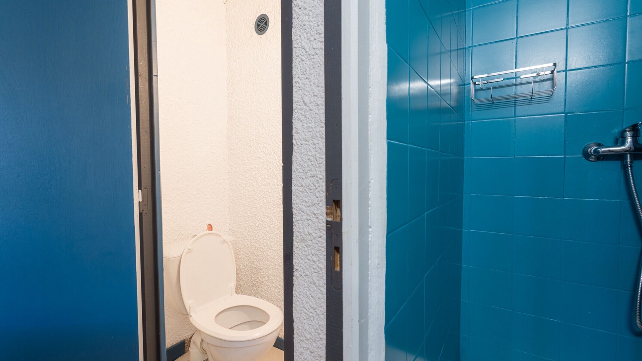 Photo of Bathroom in Roquefort-des-Corbieres