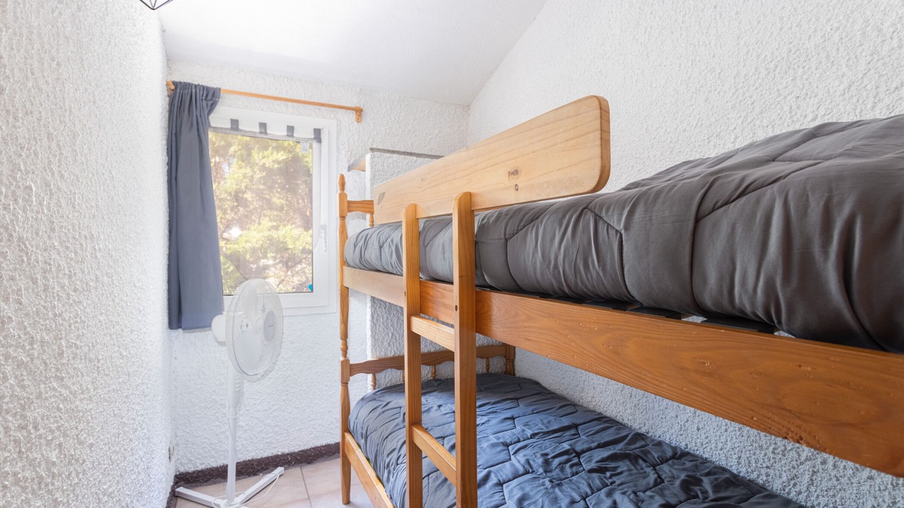 Photo of Bedroom in Roquefort-des-Corbieres
