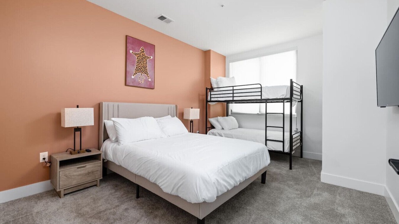 Photo of Bedroom in Mile Square