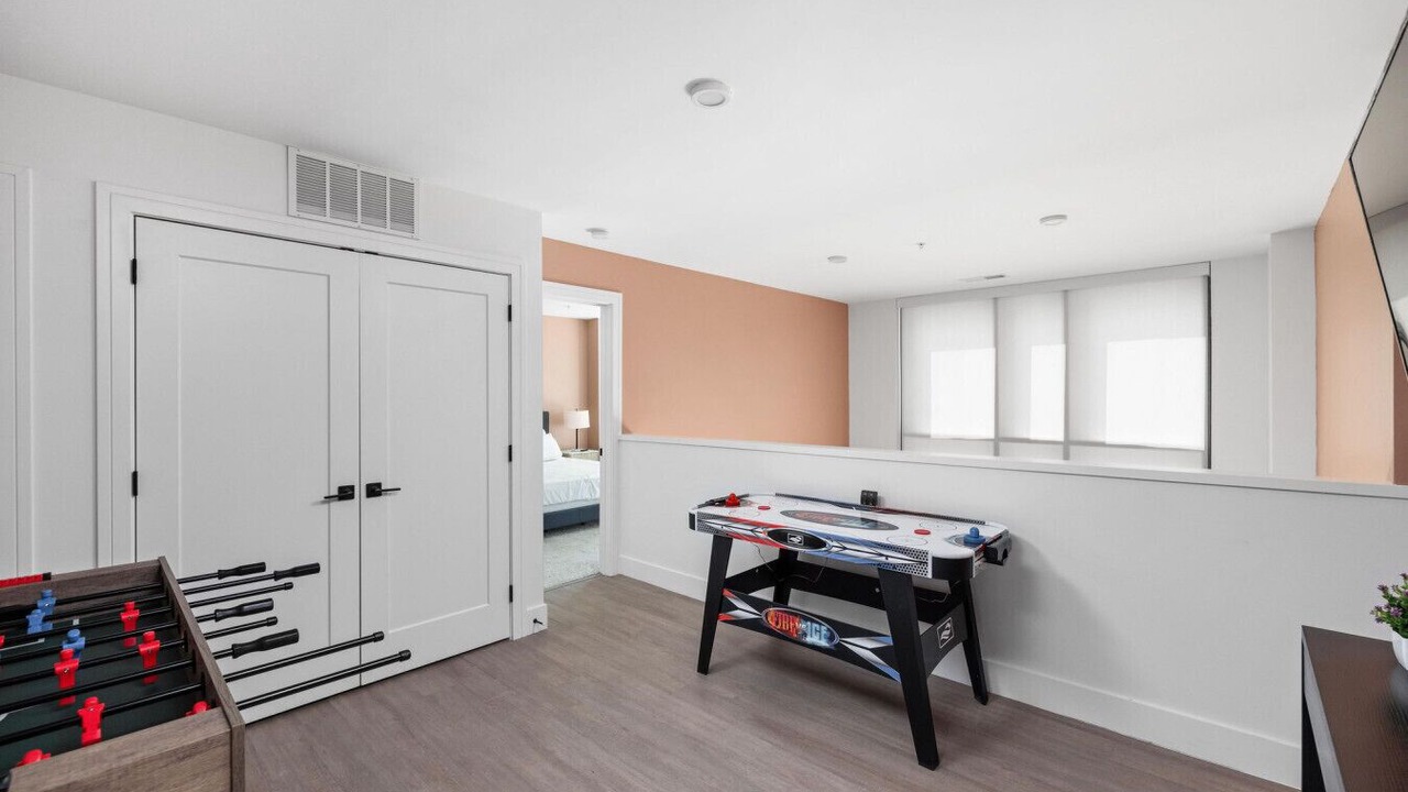 Photo of Bedroom in Mile Square