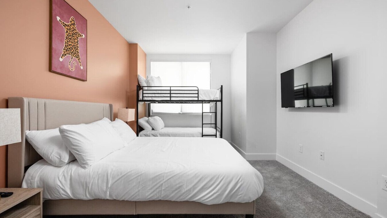 Photo of Bedroom in Mile Square