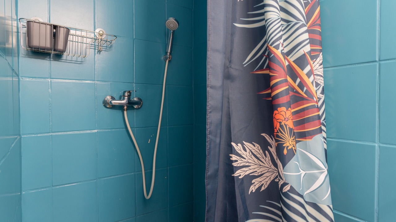 Photo of Bathroom in Roquefort-des-Corbieres