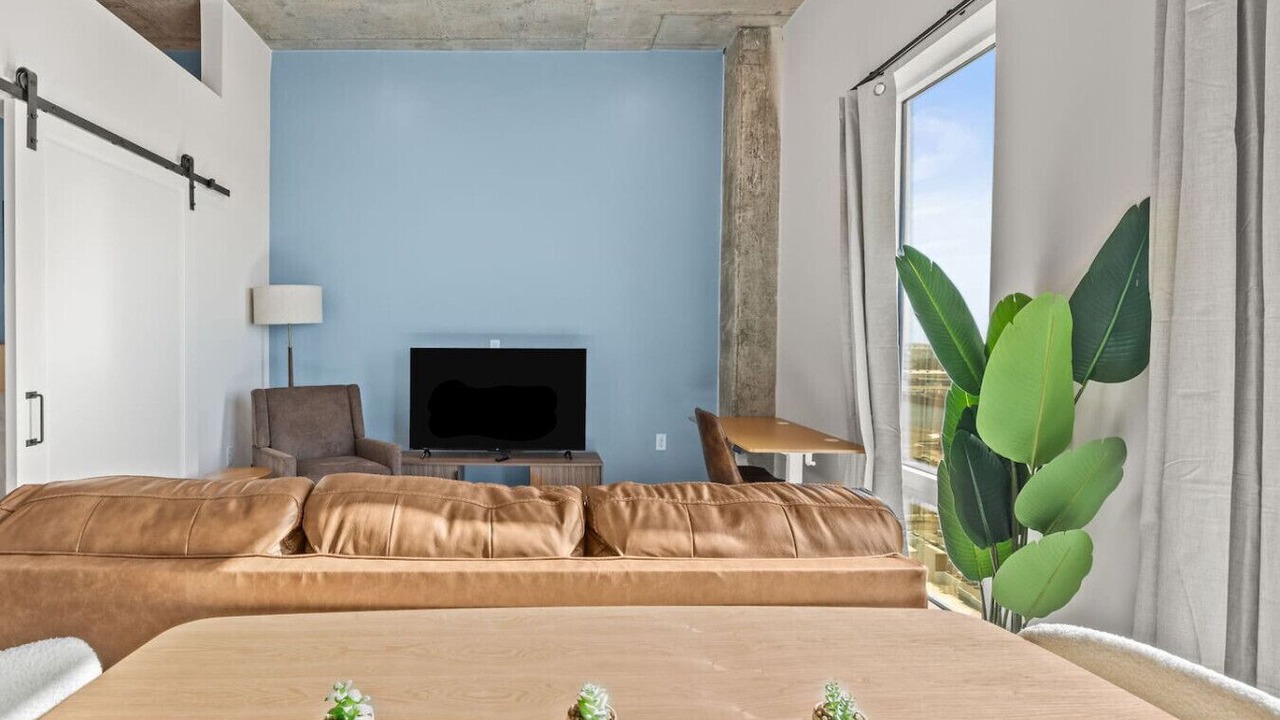 Photo of Livingroom in Channel District