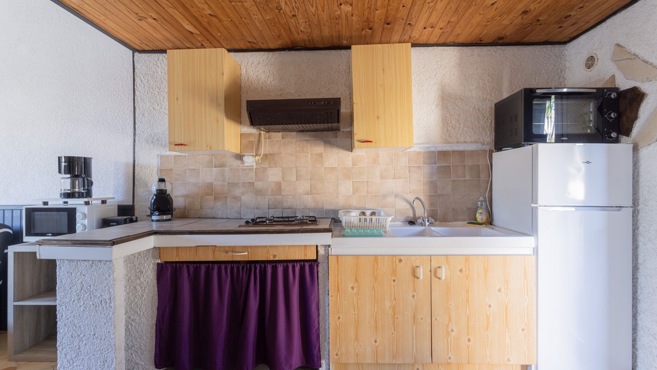 Photo of Kitchen in Roquefort-des-Corbieres