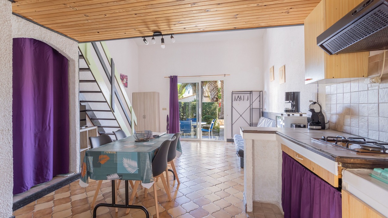 Photo of Kitchen in Roquefort-des-Corbieres