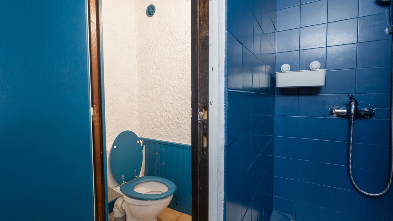 Photo of Bathroom in Roquefort-des-Corbieres